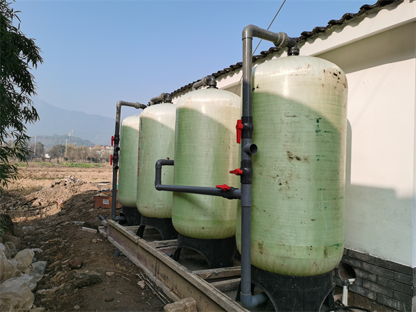 多介質(zhì)機(jī)械過(guò)濾器 多介質(zhì)機(jī)械過(guò)濾器